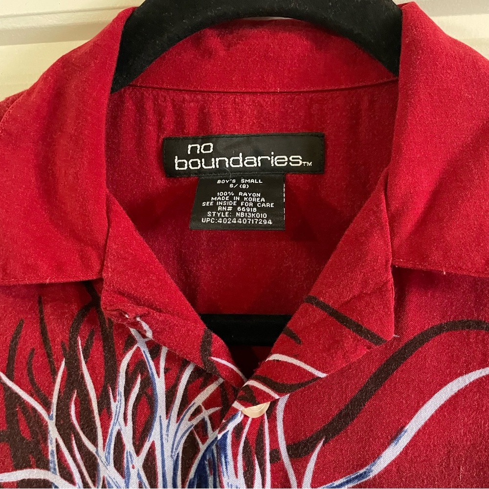 Vintage Y2K Dragon Shirt No Boundaries Flames Red Black Boy Size S 100%Rayon - Picture 4 of 16